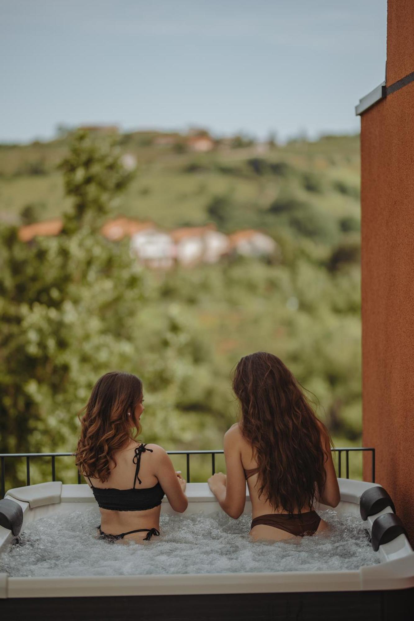 Glamping Senesalina Villa Kojsko Kültér fotó